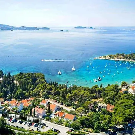 Apartment In 44020 *