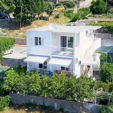 Apartament In 44020